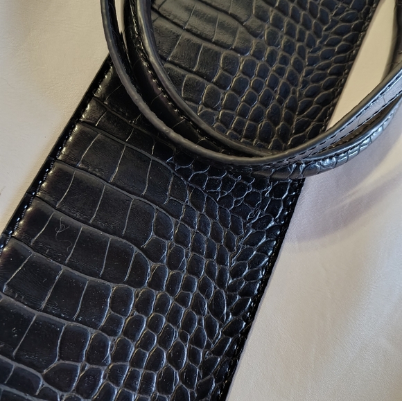 Nine West Black and White Tote Bag - Picture 6 of 6